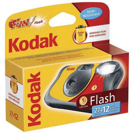 Kodak Cámara Desechable Daylight SUC 27+12 Amarillo